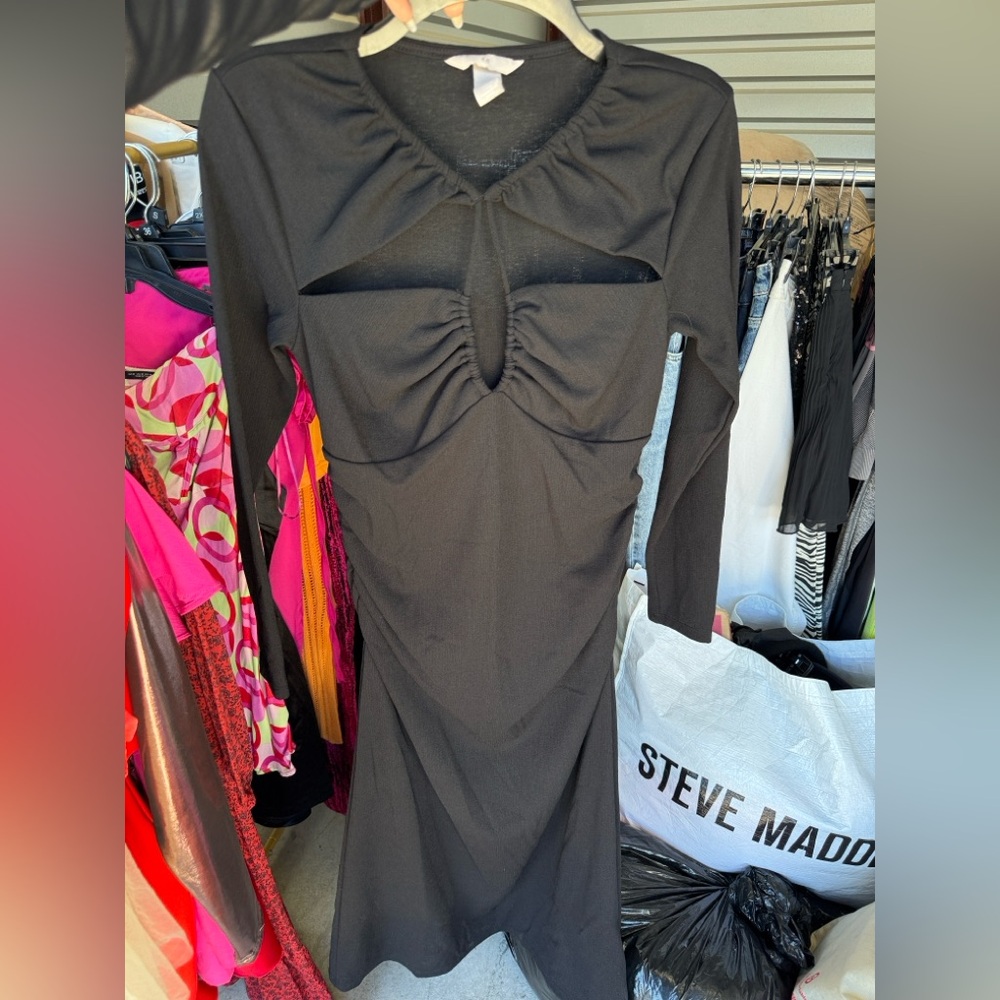 H&M Black Long Sleeve Dress with Cut-Out